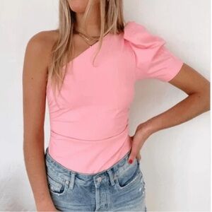 NWT Free People Somethin Bout You Light Pink Puff Sleeve One-Shoulder Bodysuit